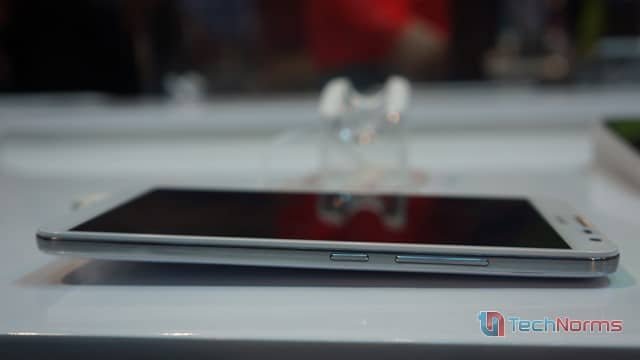 Huawei-Ascend-Mate2-4G-Side-View