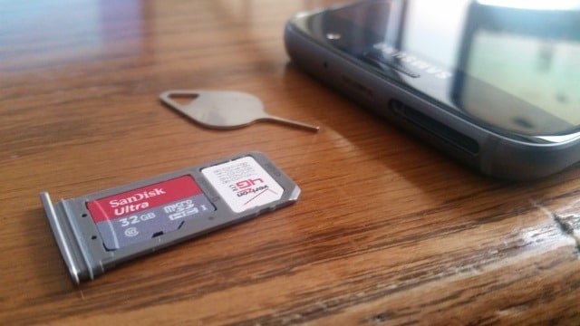 samsung-galaxy-s7-sd-card-and-sim-card