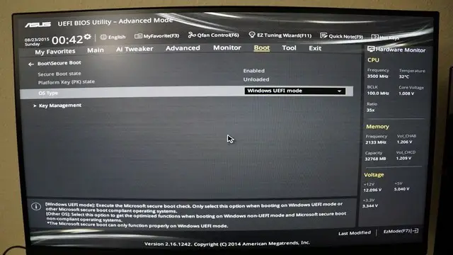 ASUS UEFI BIOS Utility - Secure Boot enabled